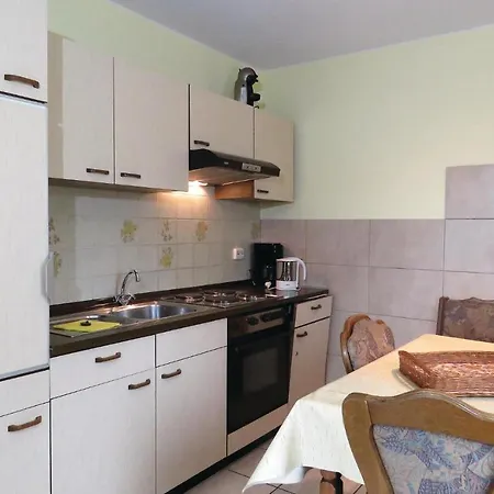 Apartment 7 In *