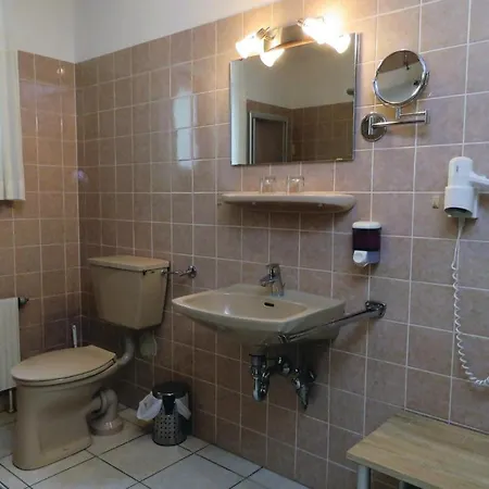 7 In Apartment